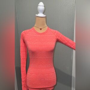 New lululemon top size 2